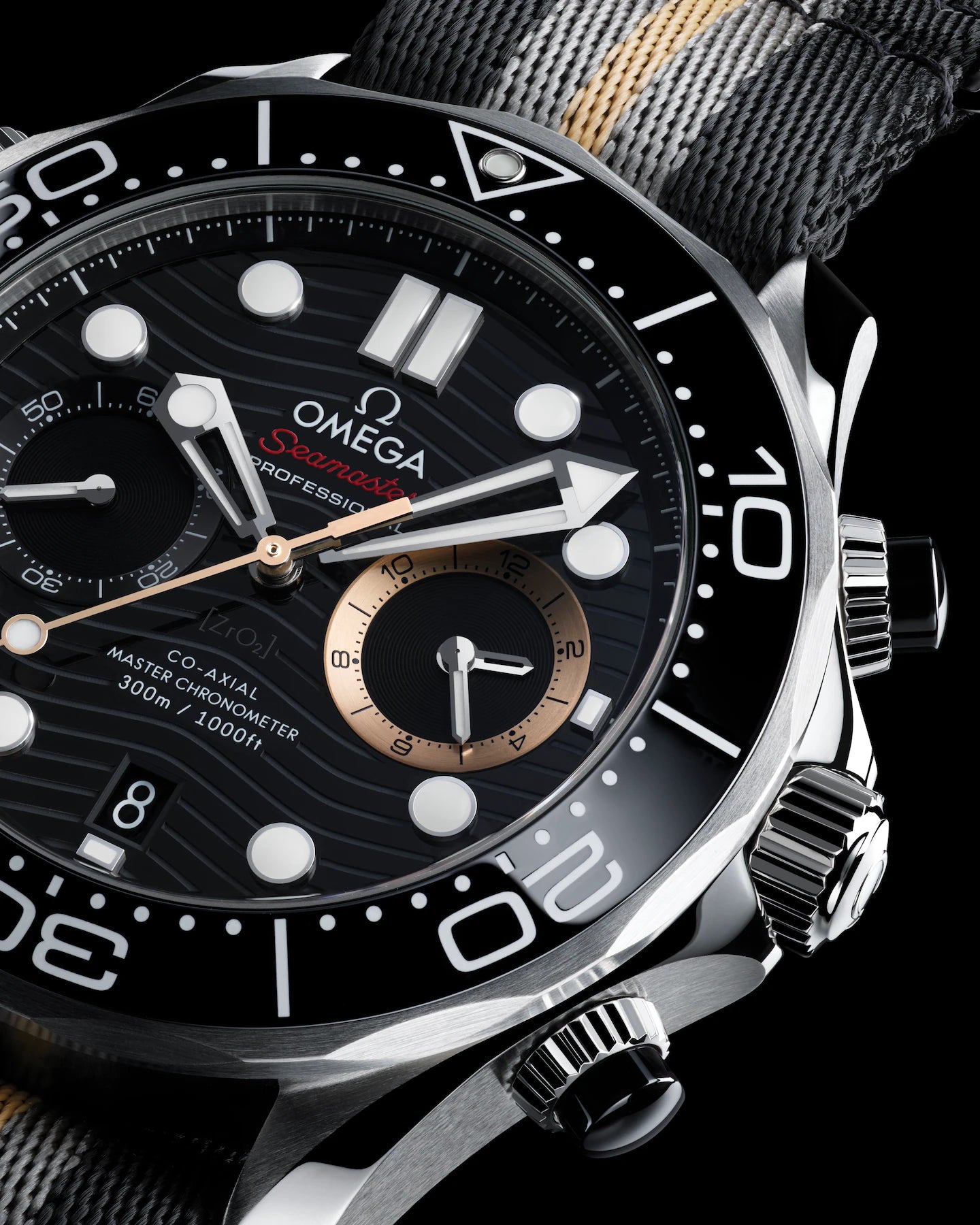Seamaster Diver 300M 007 First Light